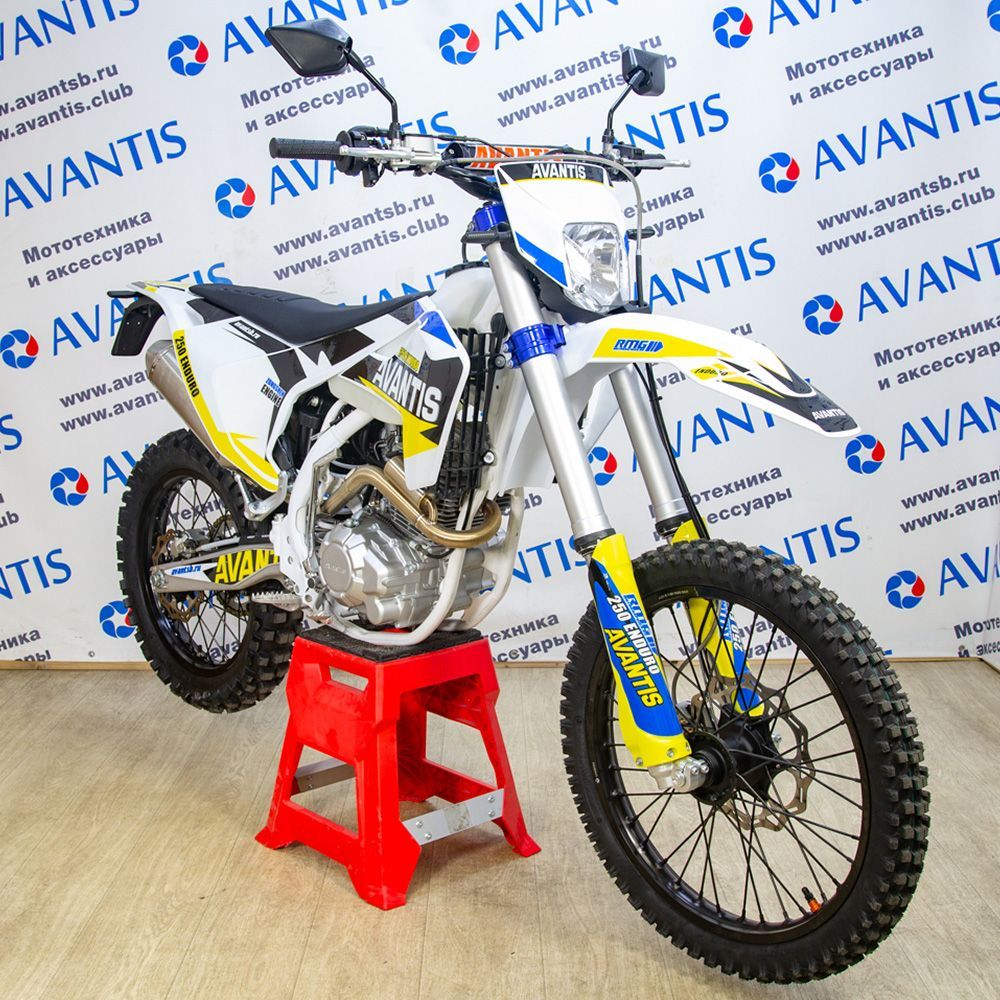 Avantis enduro ars. Avantis Enduro 250 ARS. Мотоцикл Авантис 250 эндуро. Авантис 250 эндуро 172 FMM. Мотоцикл Avantis Enduro 250 ARS (172 FMM Design KT).